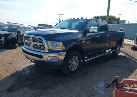 2014 Ram 2500 Laramie из США, поврежденный, VIN 3C6UR5KJ5EG177048